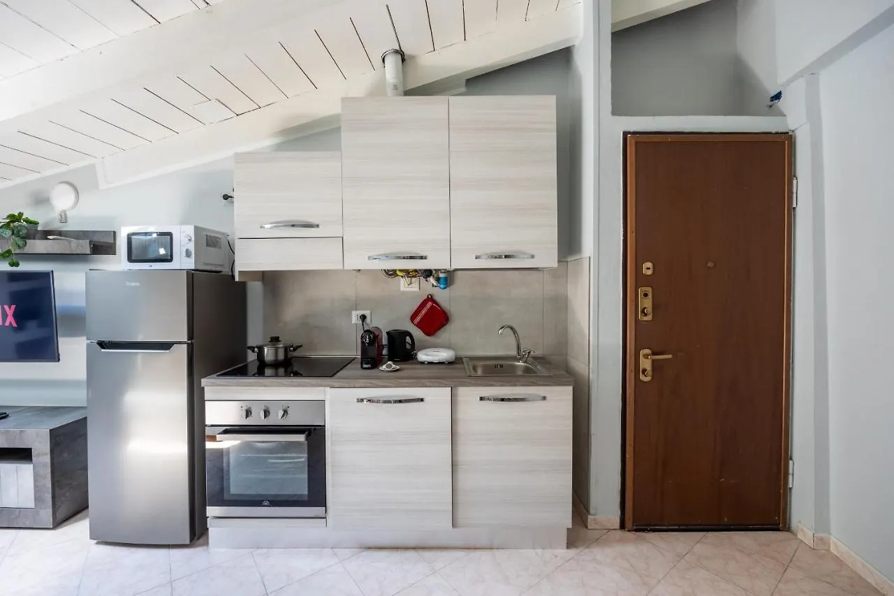Appartamento Free Parking Tiny House Wifi Netflix 15 Minuti Dal Duomo Milano Italia